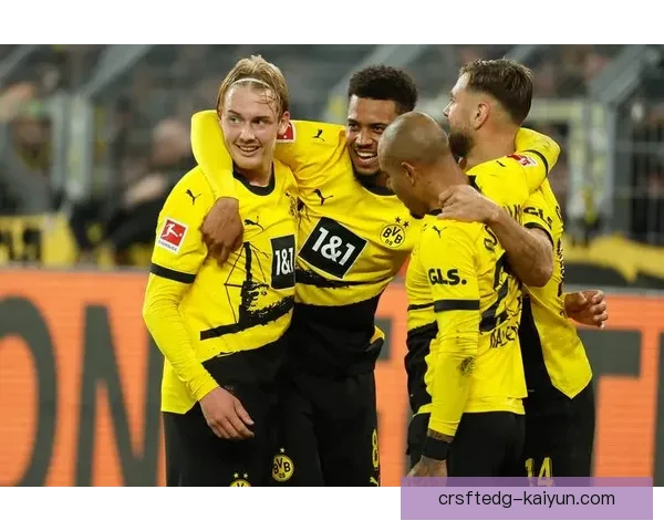 德甲阵容结构分析：各队实力对比及战术布置走向探讨